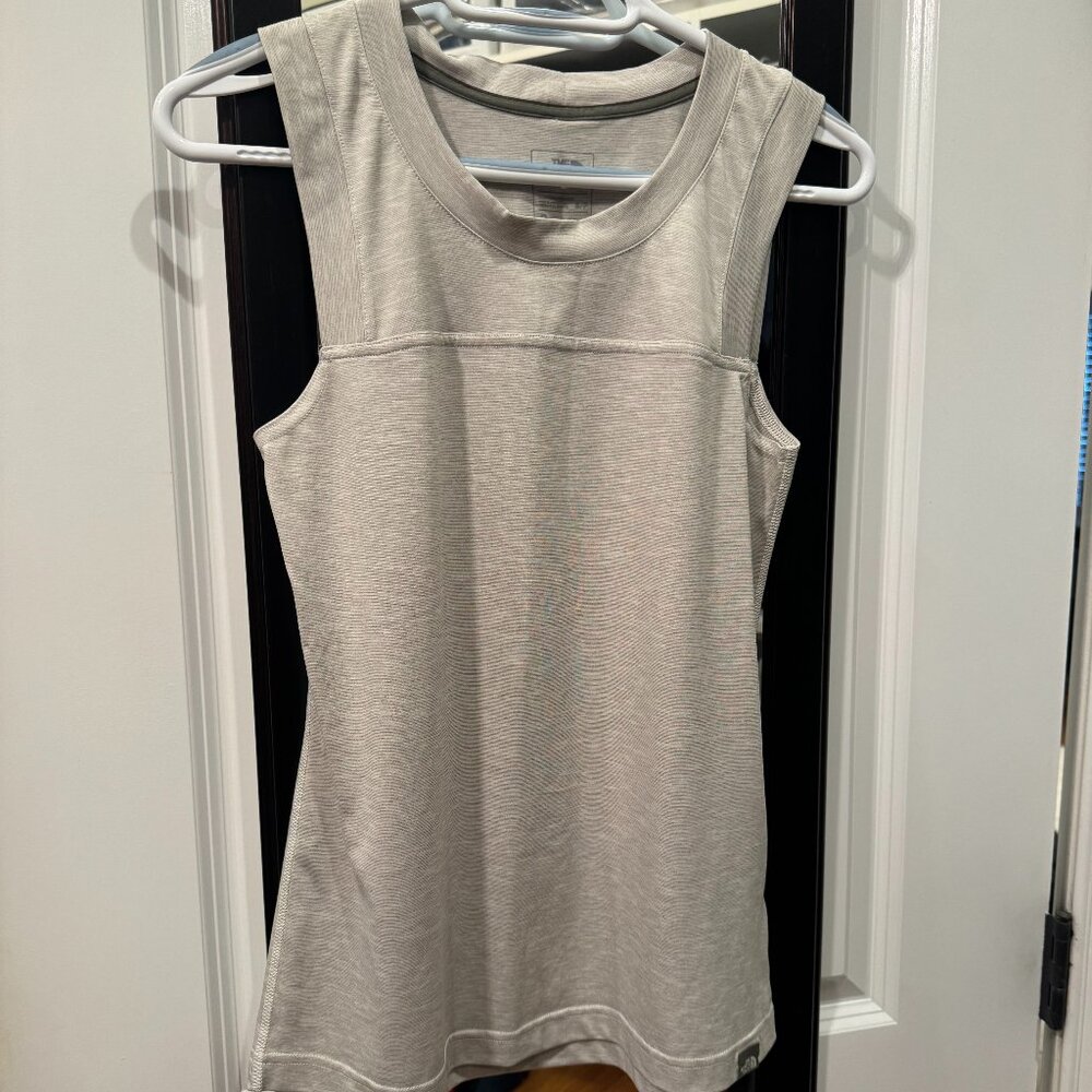 North face top